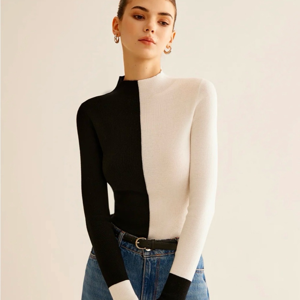 Commense Black and White Long Sleeve Tee